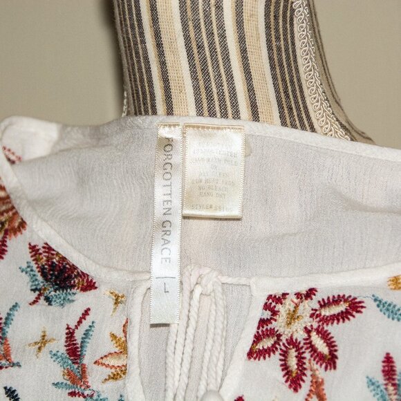 Forgotten Grace Embroidered Peasant Blouse White Gauze L - Picture 5 of 6
